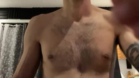 Snapshot of seb_whalker chatting on 09.29.25 Sebastian online show from 09.29.25