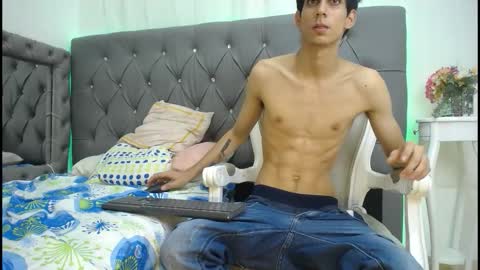 Snapshot of sebalexis7 chatting on 10.10.25 sebalexis7 online show from 10.10.25