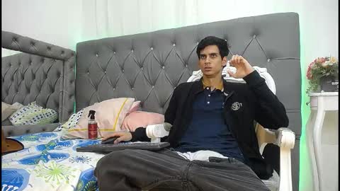 Snapshot of sebalexis7 chatting on 10.11.25 sebalexis7 online show from 10.11.25