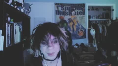 Snapshot of sebas4cruz4 chatting on 06.22.26 Moxie online show from 06.22.26