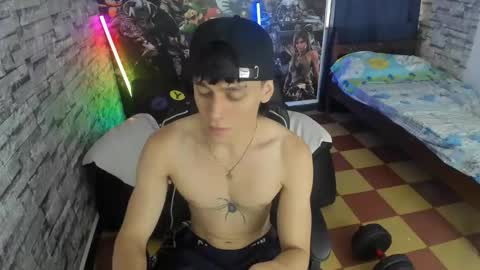 Snapshot of sebas_jusa chatting on 04.18.26 sebas jusa online show from 04.18.26