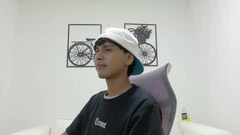 Snapshot of sebas_lover_ chatting on 10.14.25 SEBASTIAN online show from 10.14.25