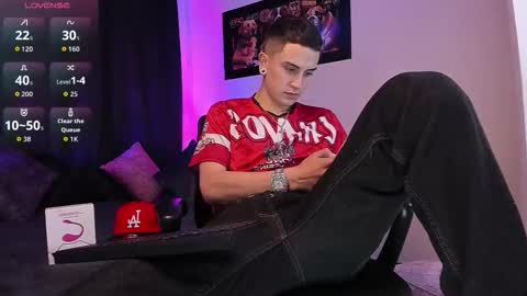 Snapshot of sebas_maverick chatting on 10.15.25 Sebastian online show from 10.15.25