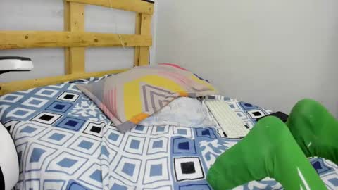 sebastian 0422 online show from 01.19.25