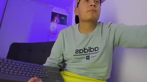 Snapshot of sebastian_col chatting on 02.11.25 Sebastian Col online show from 02.11.25