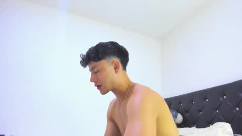 Snapshot of sebastian_dash chatting on 02.07.25 SEBAS  online show from 02.07.25