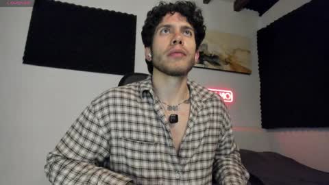 Lucian Sinclair online show from 04.12.26