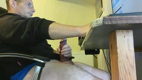 sebastianspalding450 online show from 09.30.25