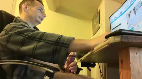 sebastianspalding450 online show from 10.13.25