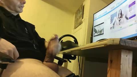 sebastianspalding450 online show from 11.11.25