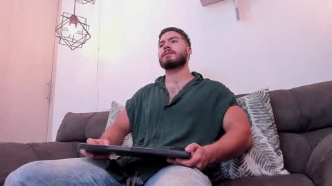 Instagram jeanpaulfit  online show from 12.28.24