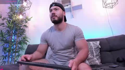Instagram jeanpaulfit  online show from 03.01.25