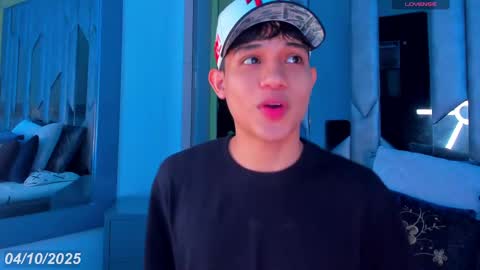 Sebastian online show from 10.04.25