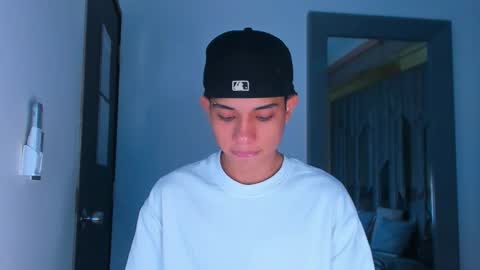 Sebastian online show from 01.11.26