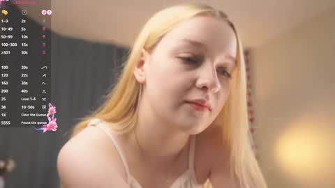 Rina online show from 09.22.25