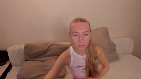 Amanda and  pair in a real life we love each other but can play with you online show from 10.25.25