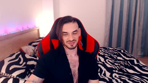 Snapshot of secret_sir chatting on 01.03.25 Dean Carter online show from 01.03.25