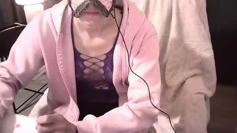 Anni online show from 04.20.26