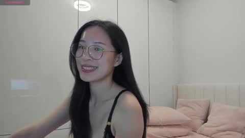 Angela online show from 11.01.25