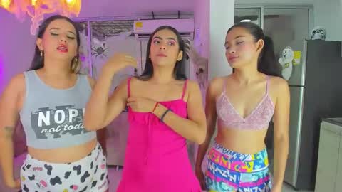 NIKOL online show from 09.24.25