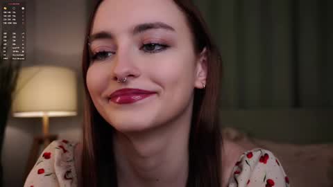 Snapshot of secrethustle chatting on 01.06.26 Lily online show from 01.06.26