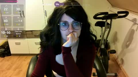 Snapshot of secretmia94 chatting on 04.15.26 secretmia94 online show from 04.15.26