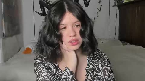 Anna online show from 02.21.25
