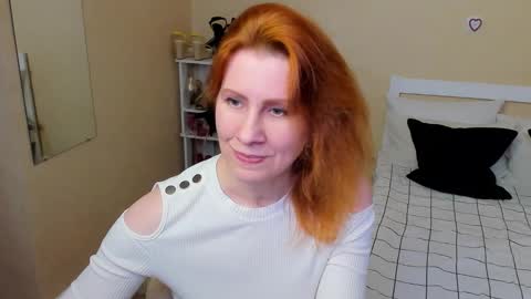 seductive_foxy_ online show from 09.27.25