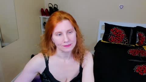 seductive_foxy_ online show from 04.17.26