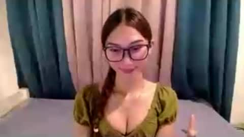 Snapshot of seductive_kimxxx chatting on 07.12.26 your miss universe kim online show from 07.12.26