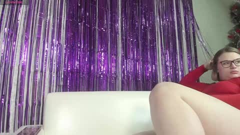 seductive_she_wolf online show from 01.06.25