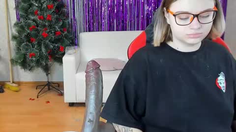 seductive_she_wolf online show from 02.03.25