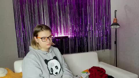 seductive_she_wolf online show from 02.21.25