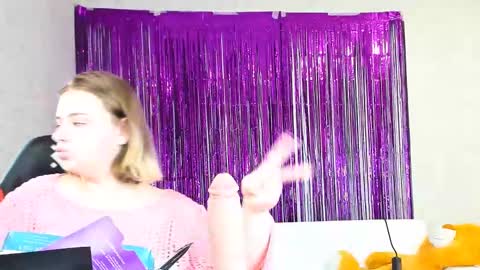 seductive_she_wolf online show from 03.05.25