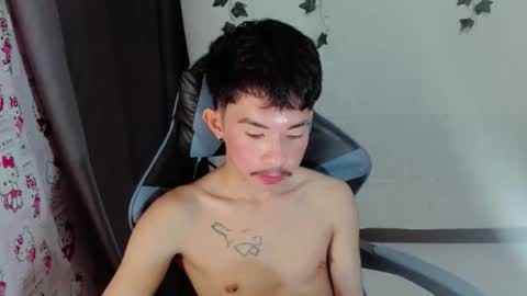 Snapshot of seductive_xianxxx chatting on 10.08.25 seductive_xianxxx online show from 10.08.25