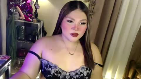 Snapshot of seductivecurvesxxx chatting on 06.21.26 Its me Jazzi online show from 06.21.26