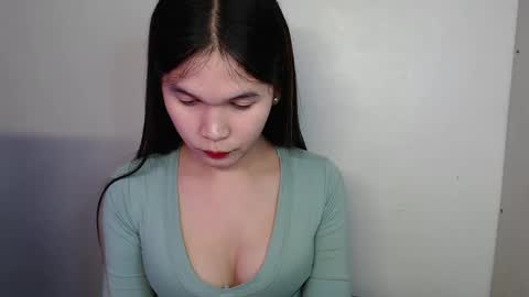 MEG online show from 12.12.24