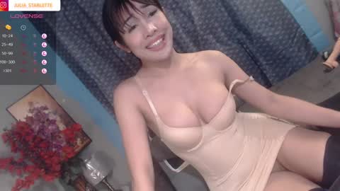 Julia Starlette online show from 12.02.24