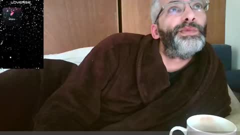 Snapshot of seewolf1000 chatting on 12.25.24 seewolf1000 online show from 12.25.24