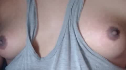 Snapshot of selda_ chatting on 11.19.25 Selda online show from 11.19.25