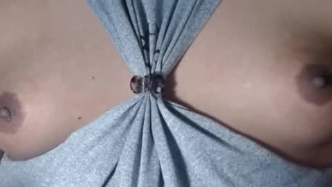 Snapshot of selda_ chatting on 12.23.25 Selda online show from 12.23.25