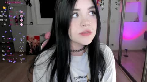 Snapshot of selena___cute chatting on 12.13.24 Selena online show from 12.13.24