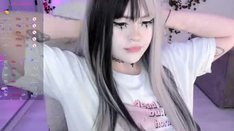 Snapshot of selena___cute chatting on 11.03.25 Selena online show from 11.03.25