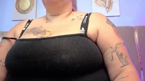 Selena online show from 10.09.25