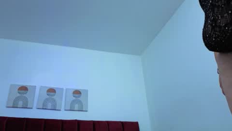 Selena online show from 10.16.25