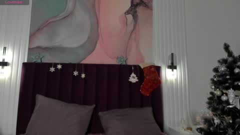 Selena online show from 12.16.24