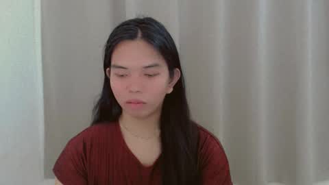 Snapshot of selena_fuckdoll chatting on 12.17.24 Selena online show from 12.17.24