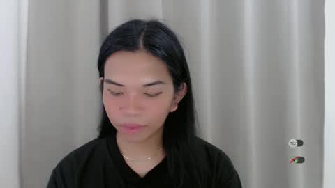 Snapshot of selena_fuckdoll chatting on 01.10.25 Selena online show from 01.10.25