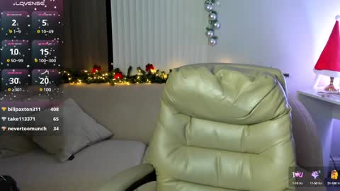 Selena online show from 12.22.24