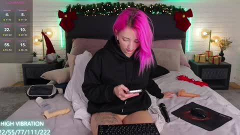Selena Lily online show from 12.30.24